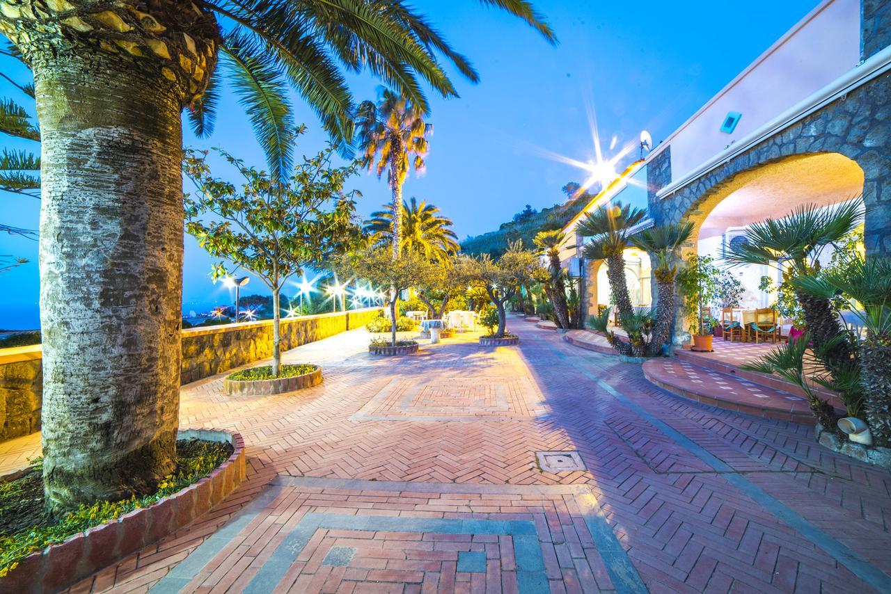 Hotel Carlo Magno Forio di Ischia Exterior foto